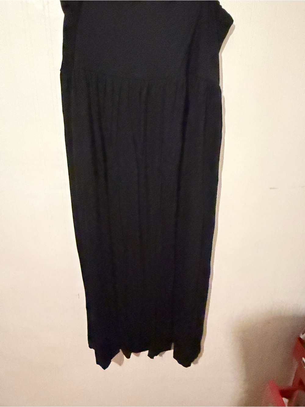 Women’s Black Maxi Skirt - Classic Flowing Design - Picture 3 of 4